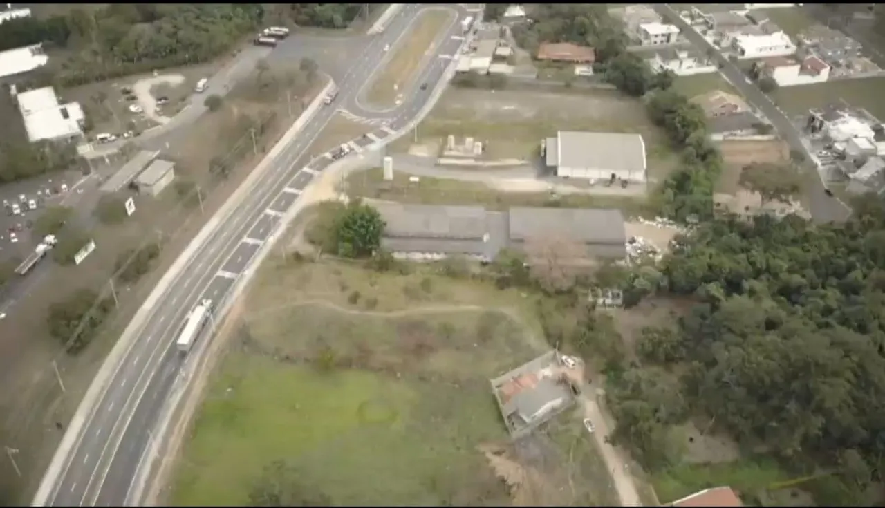 Imagem Terreno à venda no Éden, Sorocaba-SP: 5.167,26 m² de oportunidade imperdível!