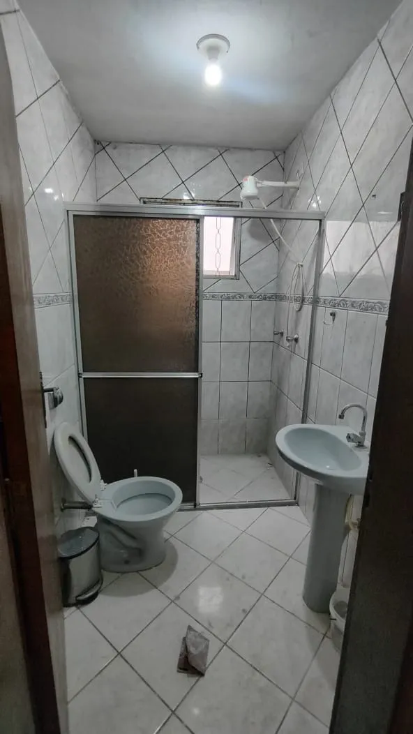 Imagem Sobrado com 4 Dormitórios e Terraço Gourmet em Localização Privilegiada