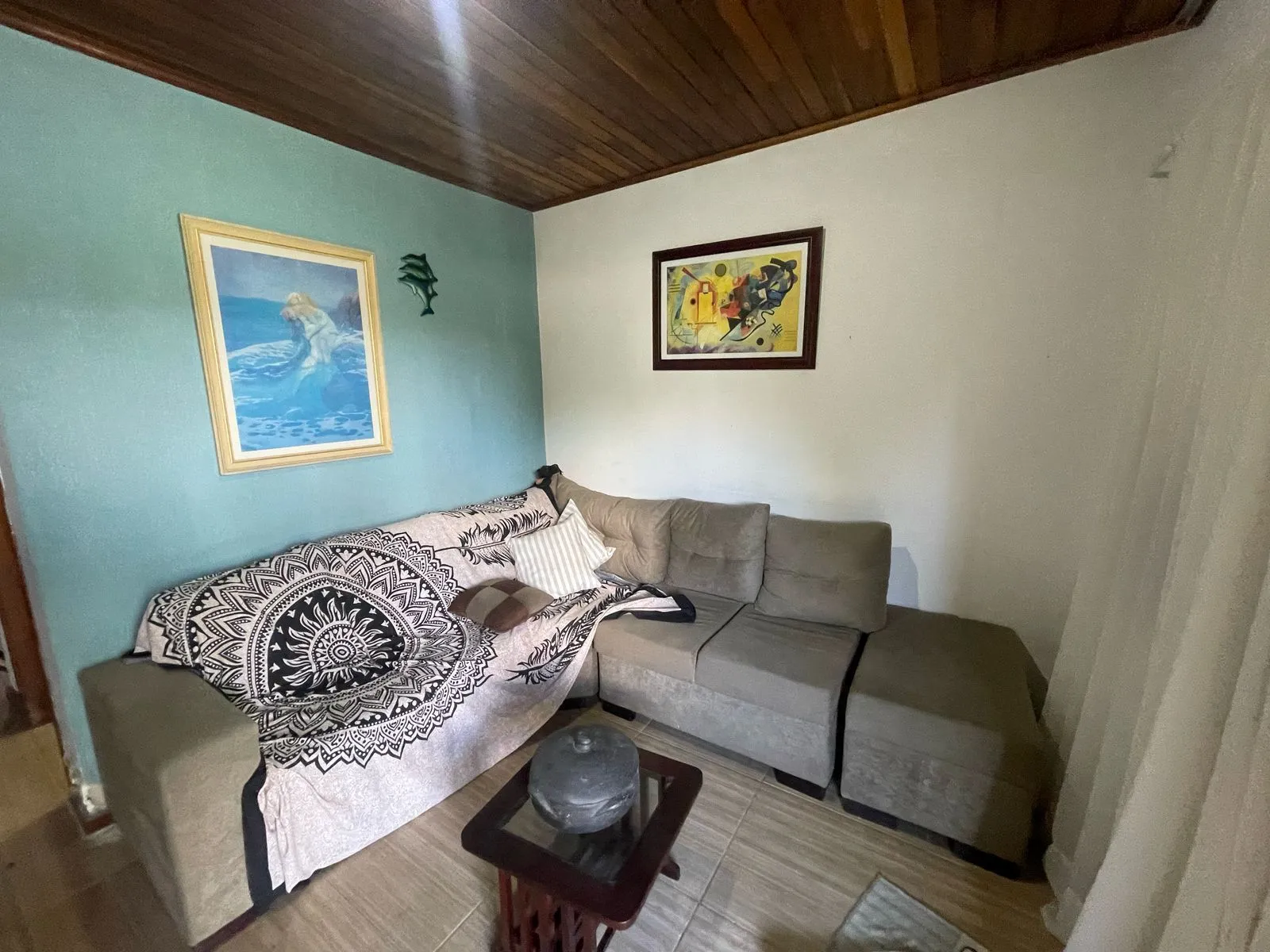 Imagem **Casa Residencial à Venda em Porto Alegre, Rio Grande do Sul**
