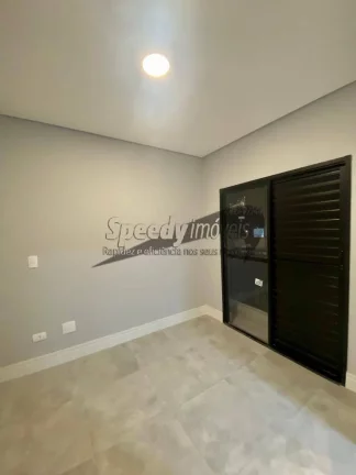 Imagem Casa á venda em Santos, com piscina e churrasqueira,