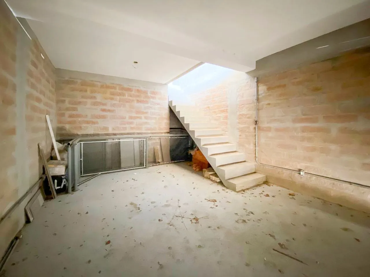 Imagem Casa em Condomínio / 3 Quartos / 1 Suíte / 2 Vagas / Verdes Campos / Porto Alegre / RS