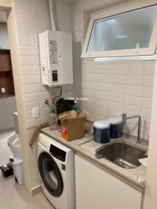 Imagem Apartamento à venda no Itaim Bibi, com 3 quartos, 1 vaga na garagem.