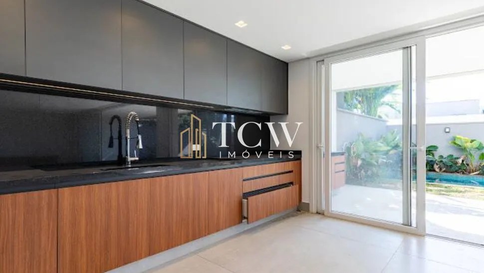 Imagem Casa em Condomínio à Venda no Brooklin | 4 Suítes | 401 m² | Piscina Privativa | 4 Vagas