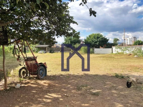 Imagem Terreno amplo com 2375 m² na Geraldino Campista, por R$ 2.800.000 - Santo Antônio - Itajubá/MG