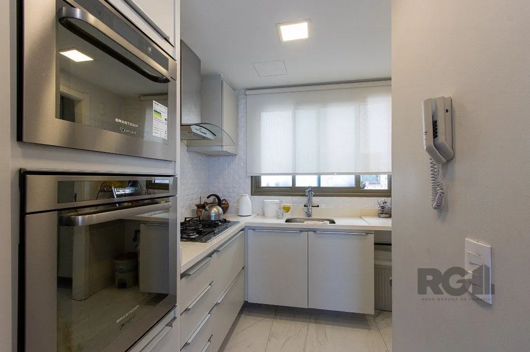 Imagem Apartamento para Venda - 126m², 3 dormitórios, sendo 3 suites, 2 vagas - Ipanema