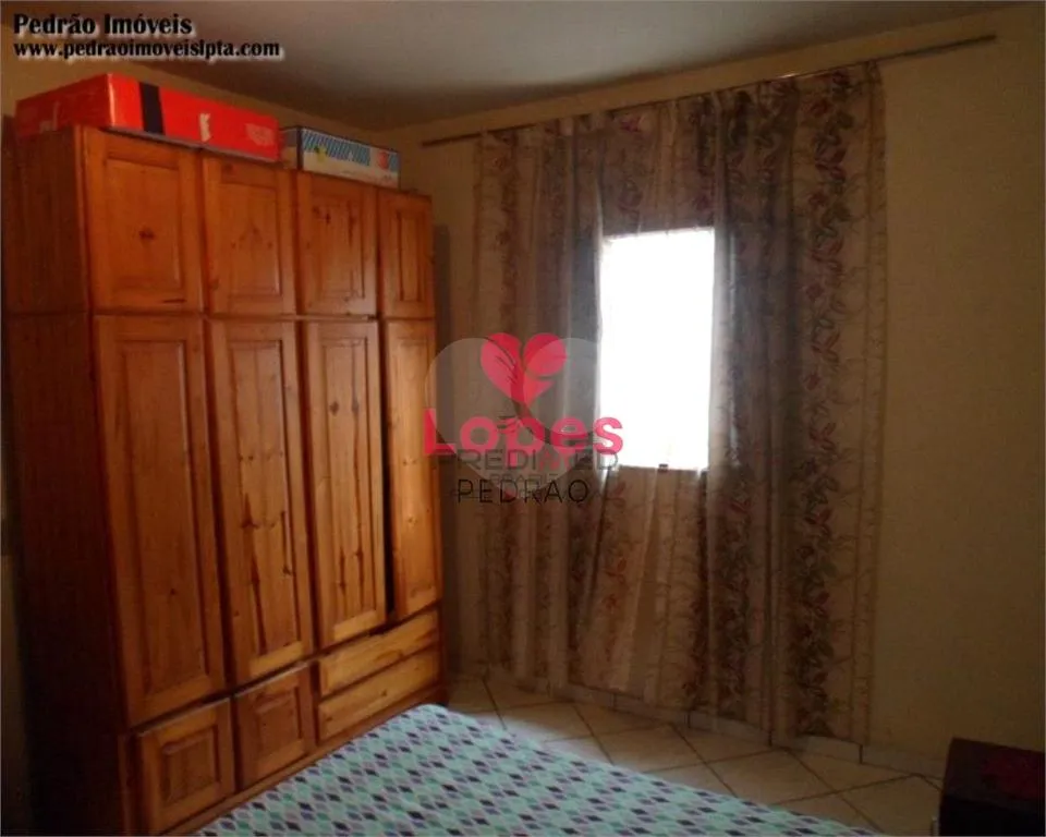 Imagem Casa de 3 quartos, 250m² no bairro Jardim Monte Azul, em Lençóis Paulista