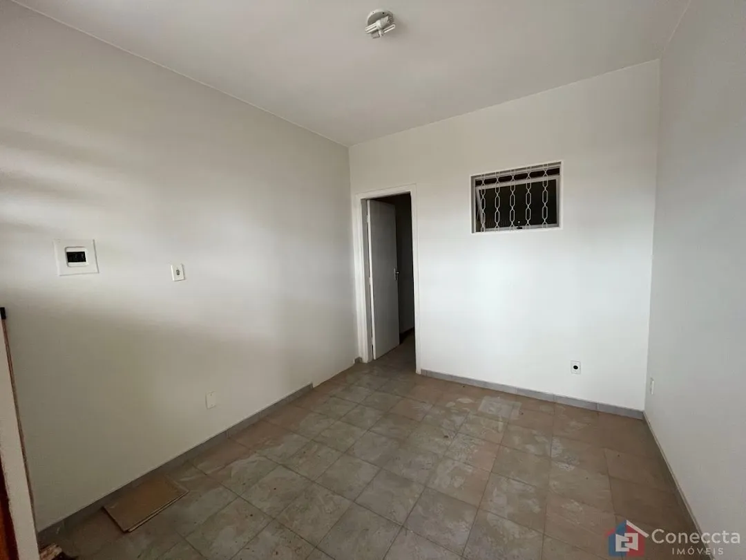 Imagem Sala Comercial para locação, Centro, Patos de Minas - SA0025.