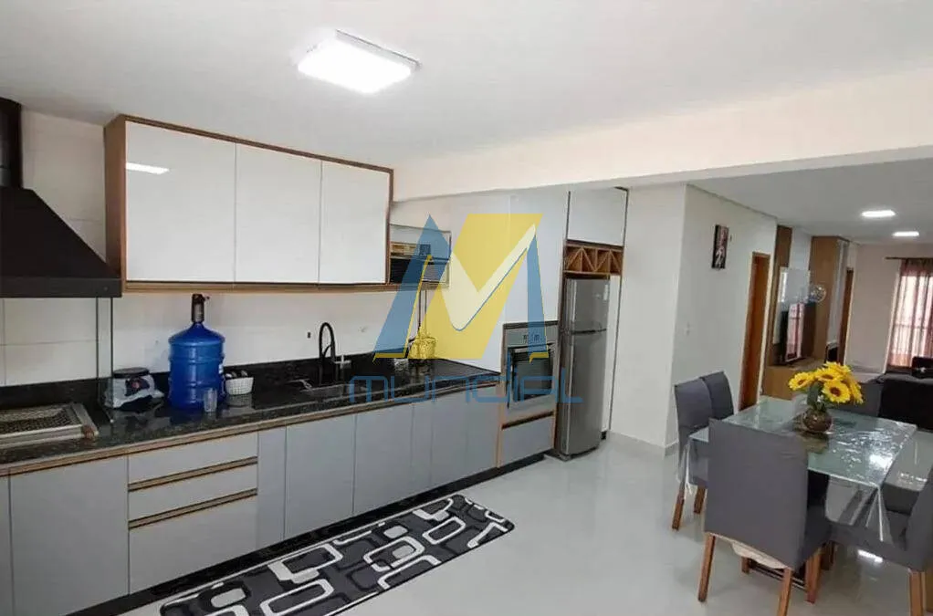 Imagem Casa com Piscina, Área Gourmet e 3 Dormitórios na Vila Camilópolis, SP