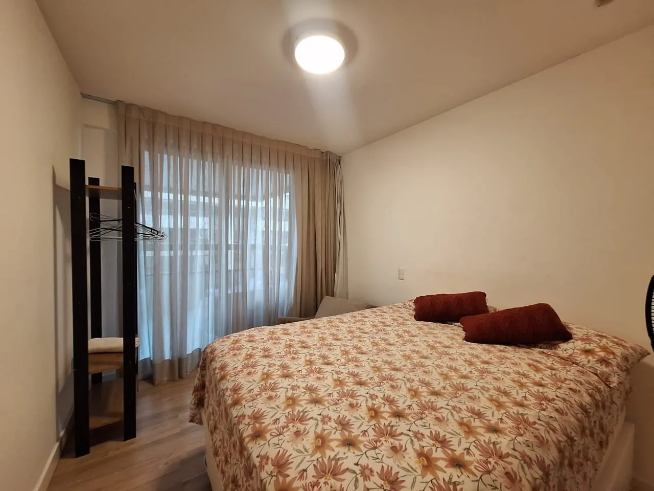 Imagem Apartamento para Venda em Rio de Janeiro, Barra da Tijuca, 4 dormitórios, 2 banheiros, 2 vagas