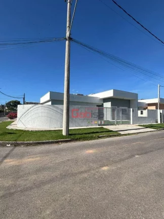 Imagem Casa com 3 dormitórios à venda, 102 m² por R$ 650.000,00 - Nova São Pedro - São Pedro da Aldeia/RJ