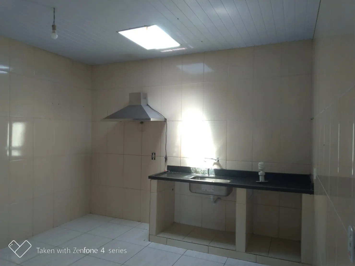 Imagem Comercial para Locação 200M², São Gonçalo, Taubaté - SP