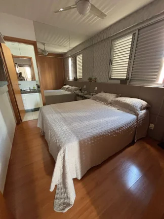 Imagem Apartamento 3 Quartos com Suíte, Varanda e 2 Vagas Paralelas.