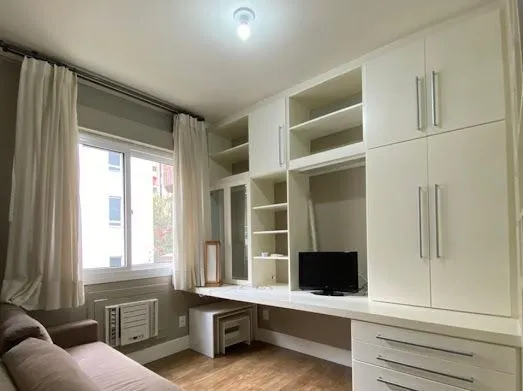 Imagem Apartamento no bairro Auxiliadora com 90m² de 2 dormitórios e 2 vagas