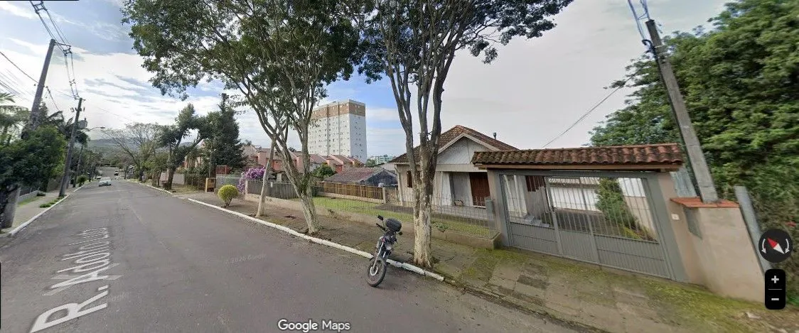 Imagem Casa / terreno 841,69 M² churrasqueira e piscina. Bairro Canudos, Novo Hamburgo