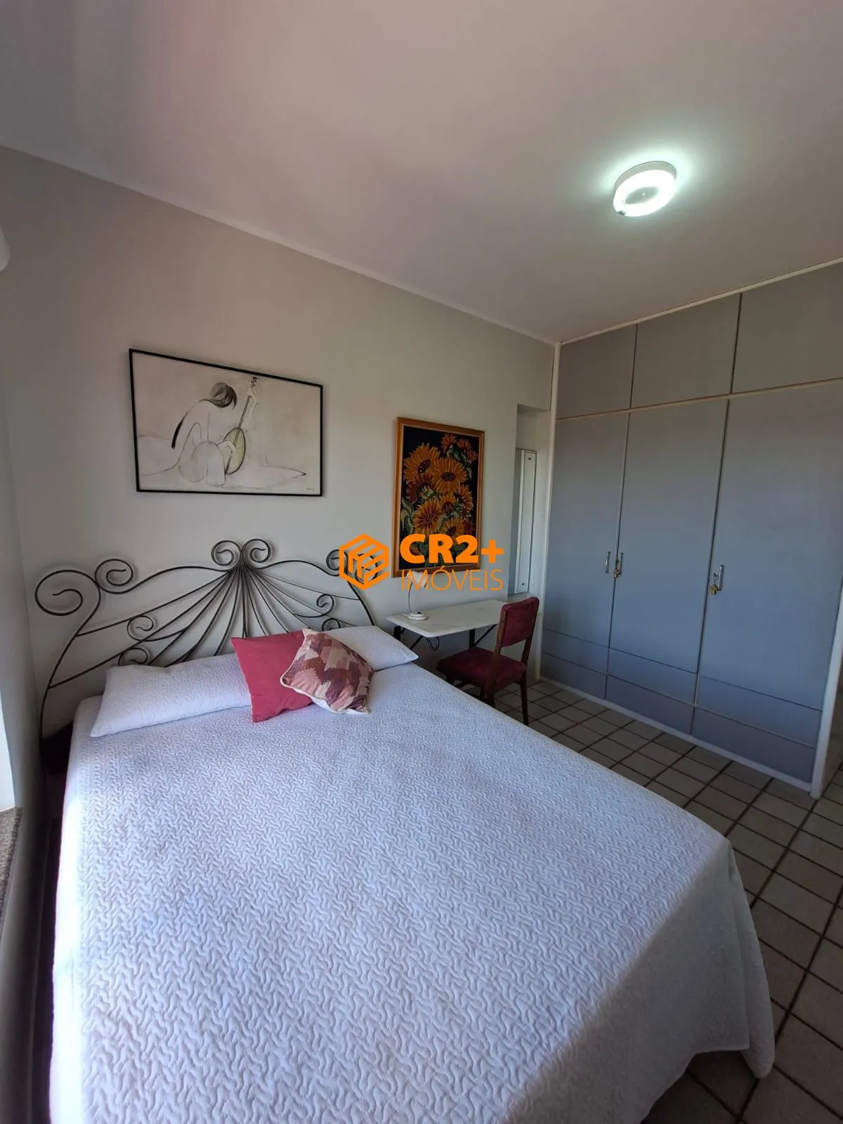 Imagem Vendo apartamento na Jaqueira, andar alto!