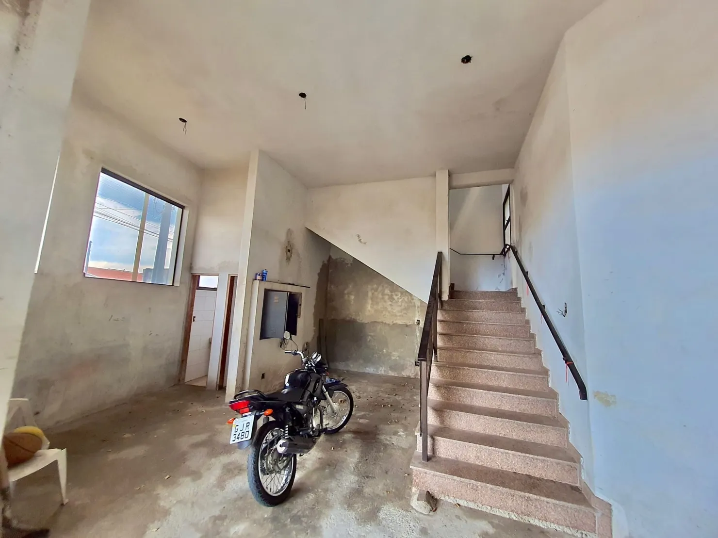 Imagem Comercial à venda 865M², Areao, Taubaté - SP