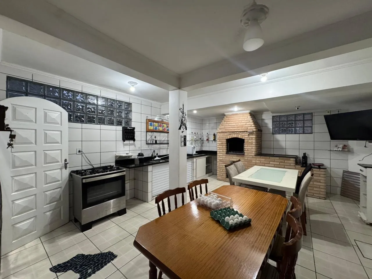 Imagem Casa para Venda em Itanhaém, Jardim Suarão (Interior), 3 dormitórios, 1 suíte, 2 banheiros, 2 vagas