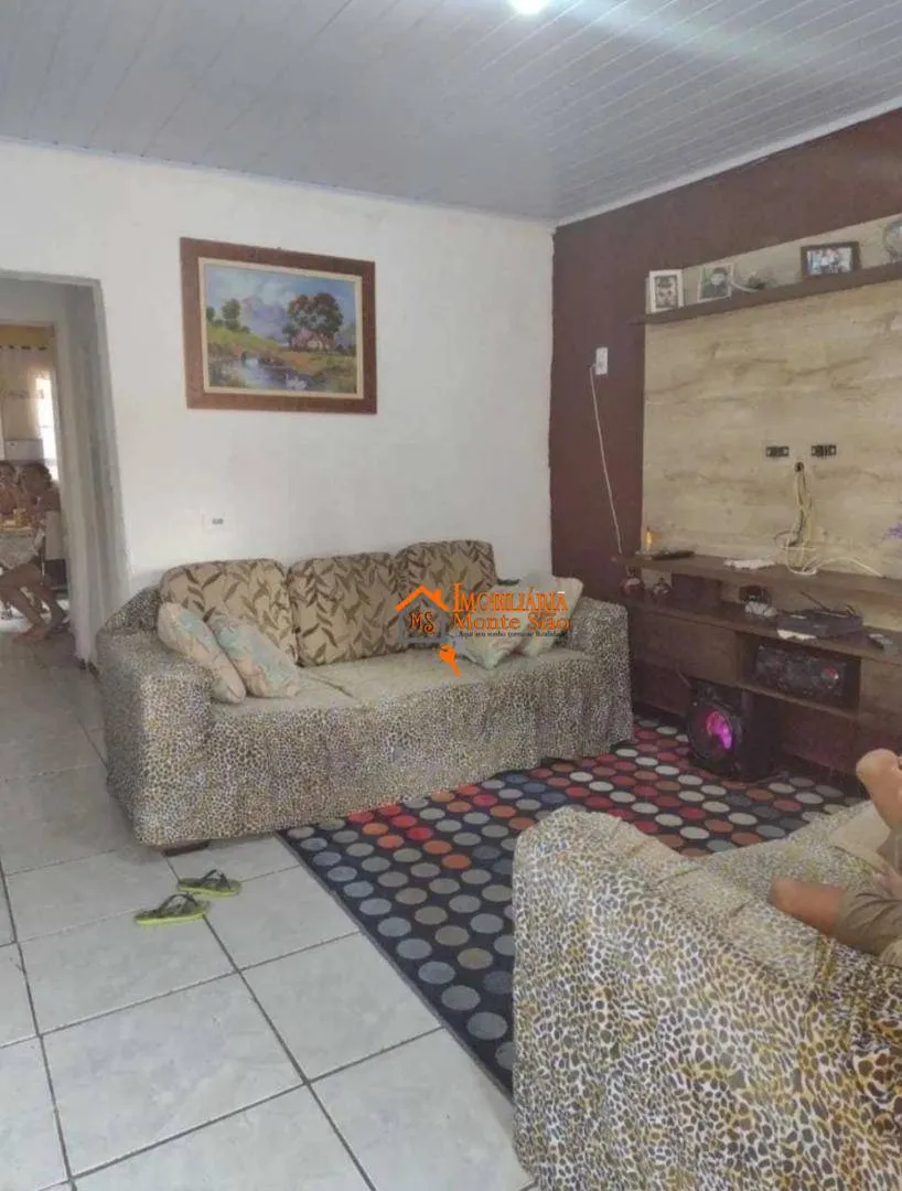 Imagem Casa com 2 dormitórios à venda, 85 m² por R$ 320.000,00 - Vila Galvão - Guarulhos/SP
