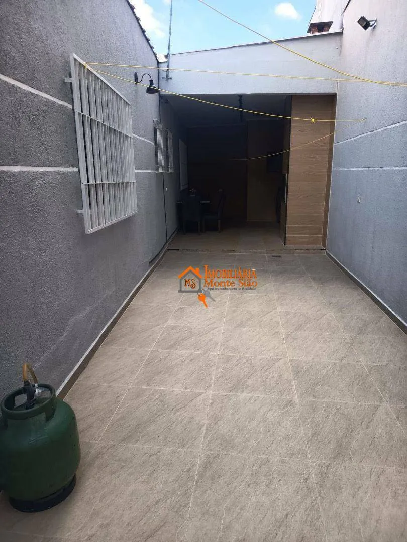 Imagem Sobrado com 2 dormitórios à venda, 204 m² por R$ 750.000,00 - Bonsucesso - Guarulhos/SP