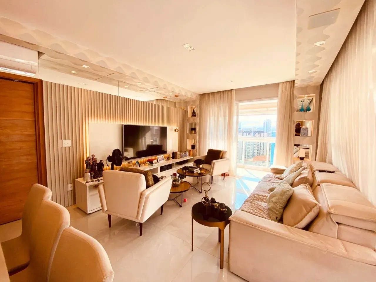 Imagem Apartamento com 4 Quartos à Venda, 186 m² em Ponta da Praia - Santos