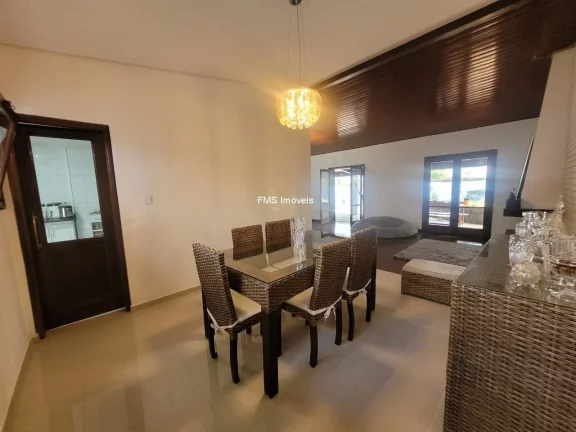 Imagem Casa Comercial de Luxo no Butantã, São Paulo-SP: 6 Quartos, 3 Salas, 7 Vagas de Garagem - 450,00m² de Área