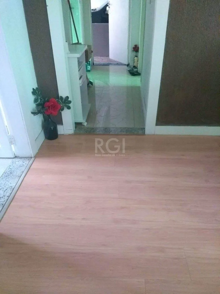 Imagem Casa para Venda - 120m², 2 dormitórios, 1 vaga - Parque Ipiranga