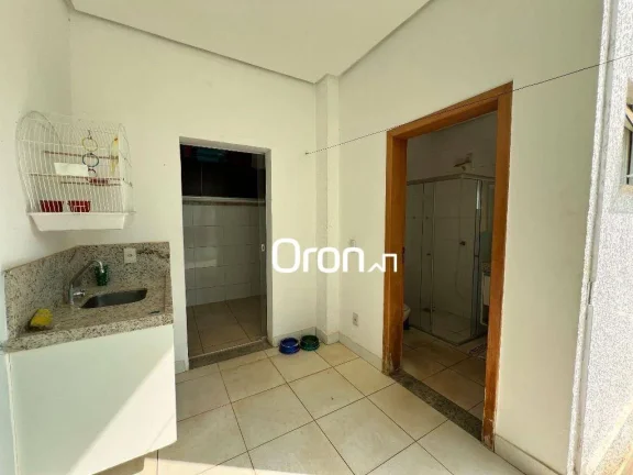 Imagem Sobrado à venda, 324 m² por R$ 1.700.000,00 - Loteamento Portal do Sol I - Goiânia/GO