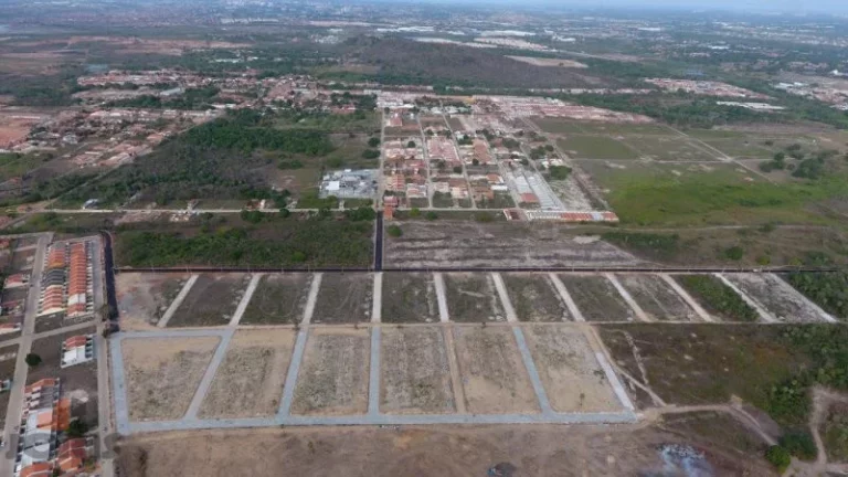 Imagem Terreno a Venda no bairro Ancuri - Fortaleza, CE