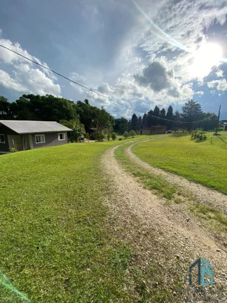 Imagem (PERMUTA) Chácara em Contenda PR, com 02 casas, estrada toda asfaltada a 20min, no Centro de Araucária.