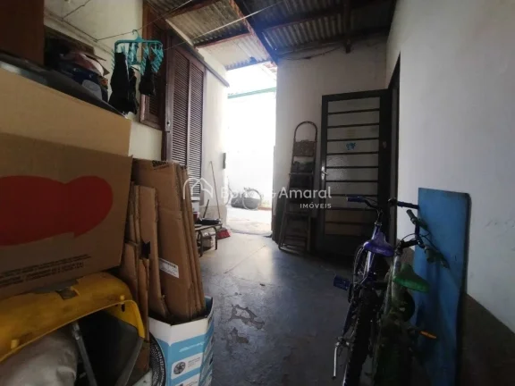 Imagem Casa à venda no Bairro Vila Nogueira, Campinas/SP, em localização tranquila e segura, a apenas um...