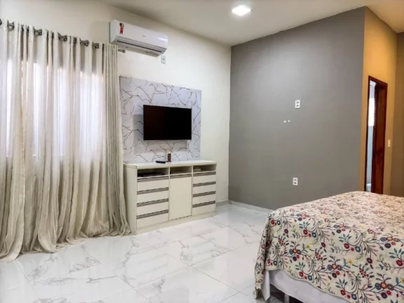 Imagem Casa em Alto Padrão, no condomínio Reserva do Parque , com 3 suítes, semi-mobiliada, climatizada e piscina , aceita financiamento bancário