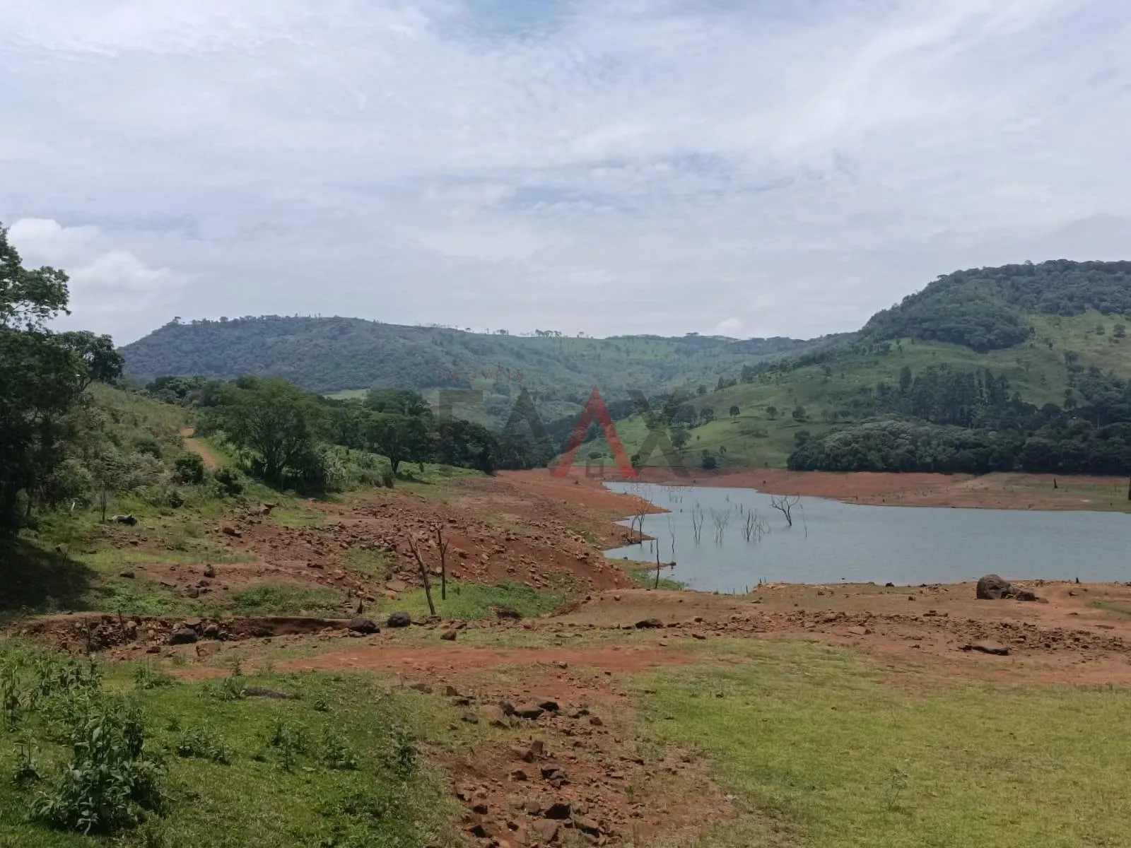 Imagem TERRENO NO PARAÍSO ALAGADO FAXINAL DO CÉU - LAGEADO FEIO- PR - Feio só o nome