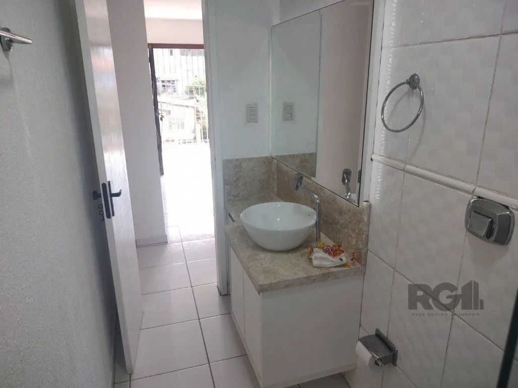 Imagem Vende ap. duplex, 2 dormitórios, 1 suíte, closet, ar split, salão de festa