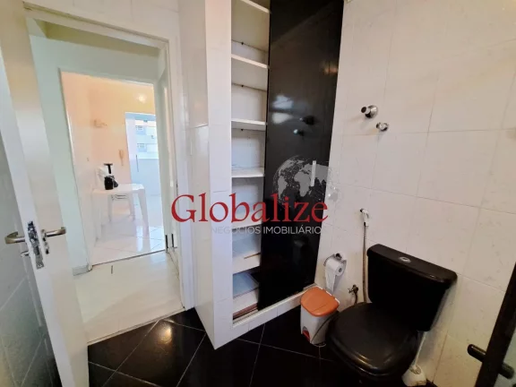 Imagem Apartamento com 60m², 1 quarto, 1 quadra da praia, elevador e portaria por R$420.000,00 na Ponta da Praia em Santos