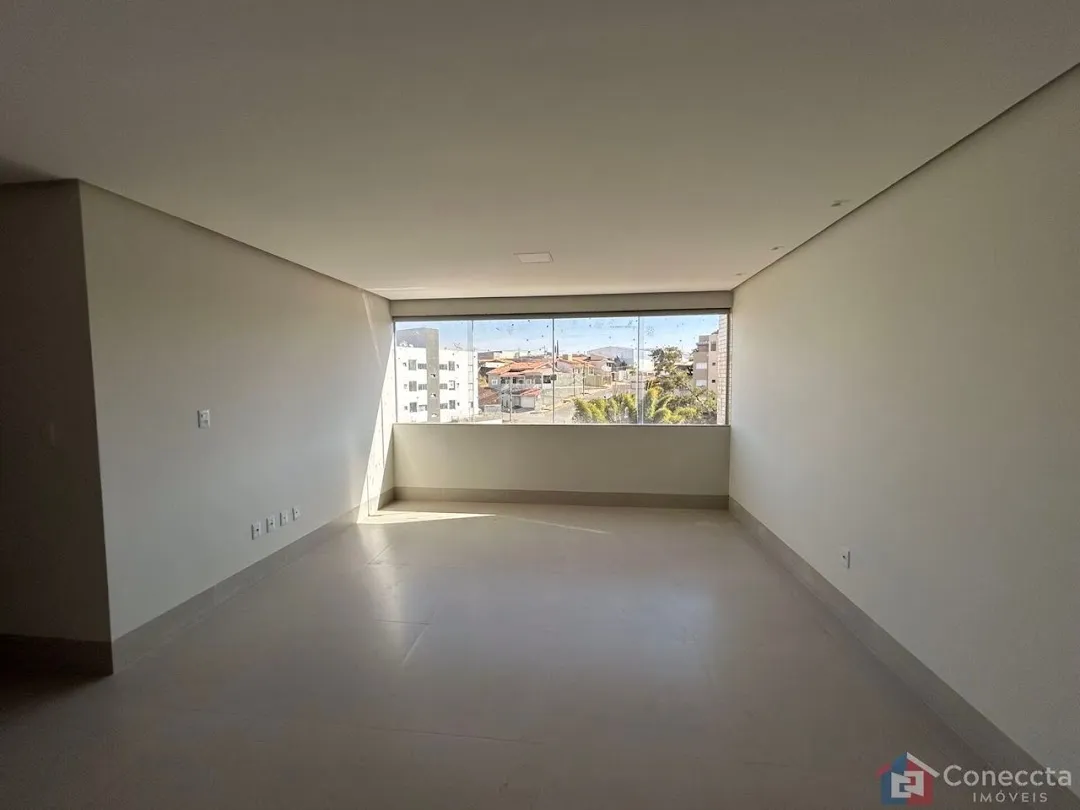 Imagem Apartamento com 3 dormitórios à venda, 105 m² por R$ 680.000,00 - Sobradinho - Patos de Minas/MG