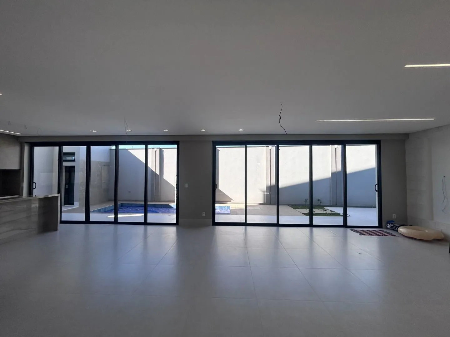 Imagem Casa com 3 dormitórios, 280 m² - venda por R$ 2.050.000 ou aluguel por R$ 7.500/mês - Campos Elíseos - Patos de Minas/MG