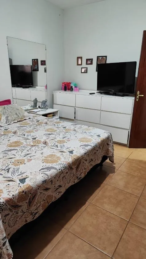 Imagem Linda chácara à venda em Contagem/MG com 2.400 m² em condomínio fechado