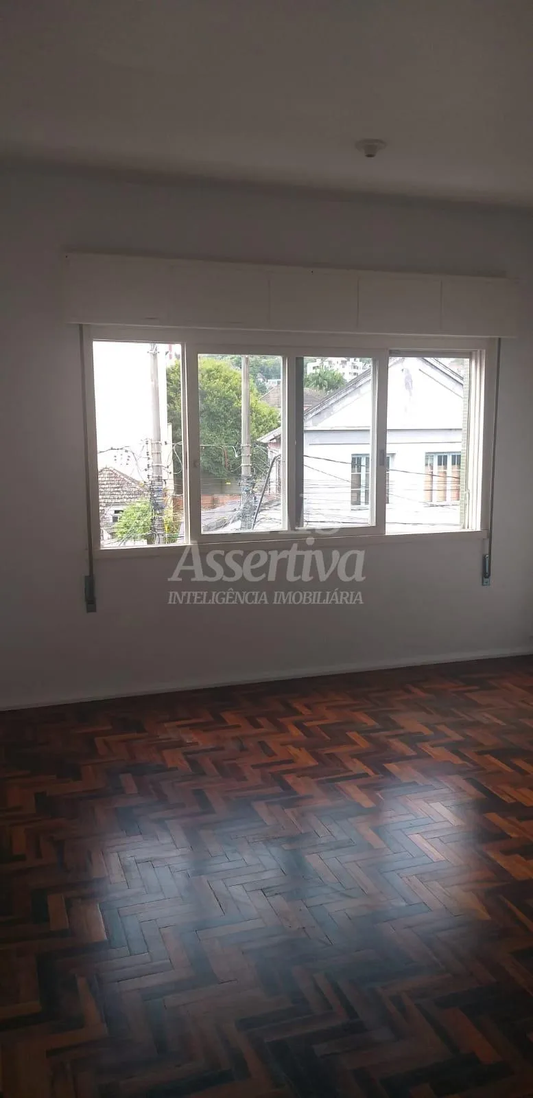 Imagem Sala comercial para locação Edificio Galeria Pedro Adams Filho - Novo Hamburgo