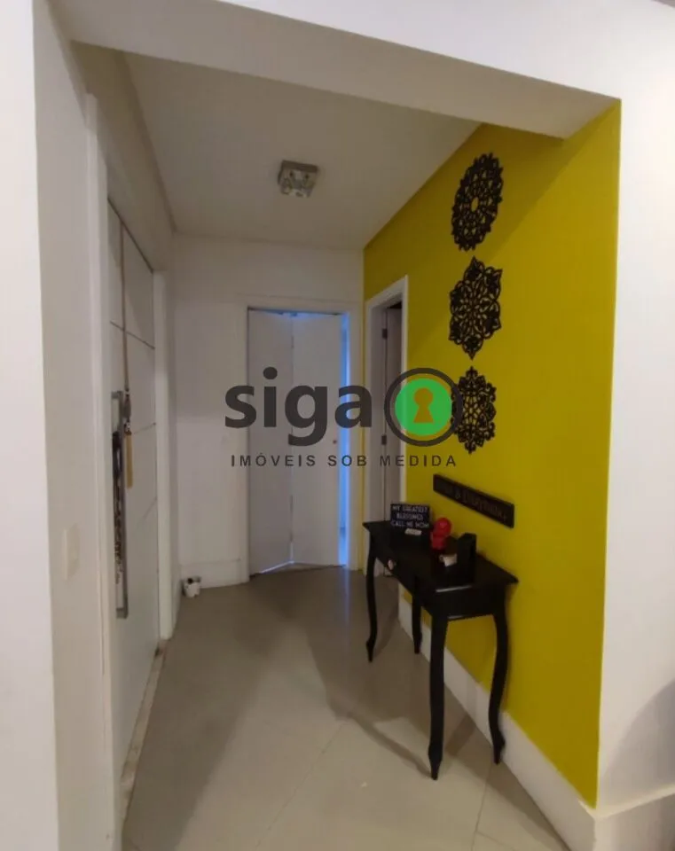 Imagem Apartamento à venda, 210m2 com 3 suítes e 4 vagas no Portal do Morumbi.