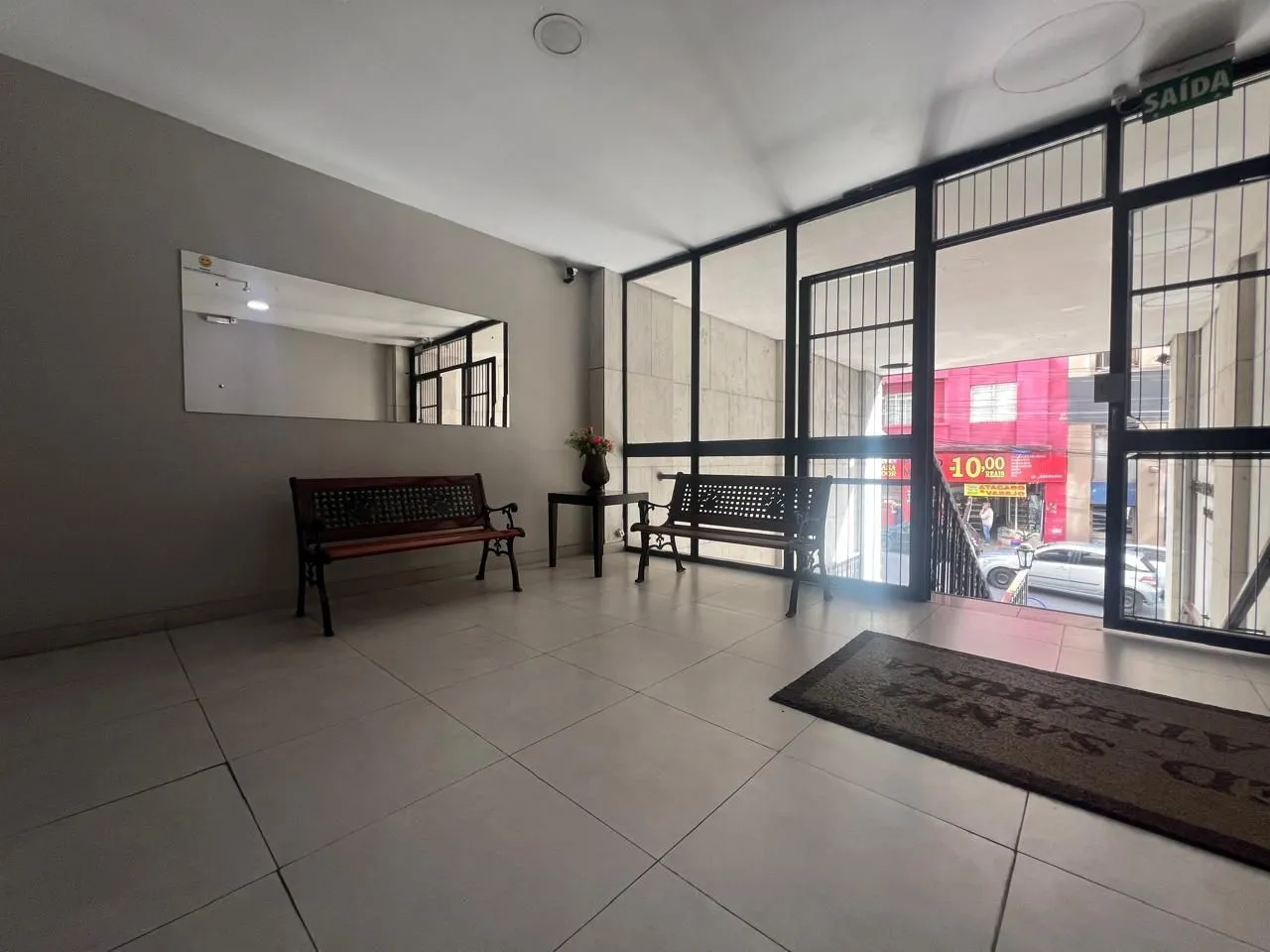 Imagem EXCELENTE E AMPLO APARTAMENTO 3 DORMITÓRIOS NO CENTRO - MUITA LUZ E O MELHOR DA VIDA URBANA!