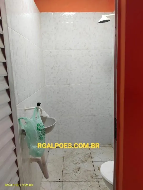 Imagem Galpão para Locação em BELFORD ROXO, Parque São José, 1 banheiro