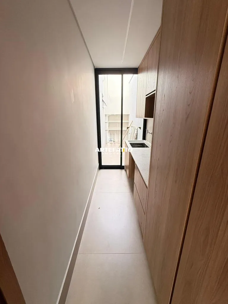 Imagem Casa com 4 Suítes no bairro Parque dos Lima