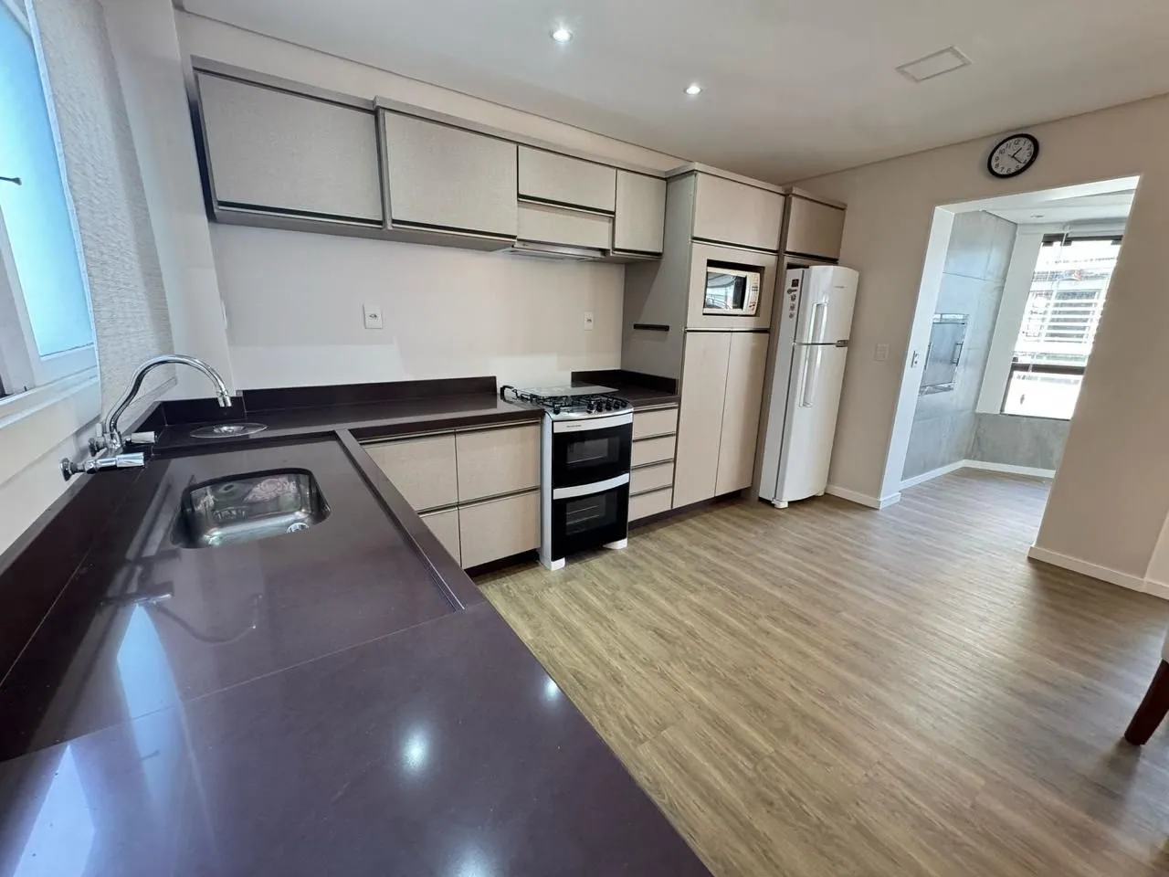 Imagem Apartamento à venda, com 3 quartos, 167m2