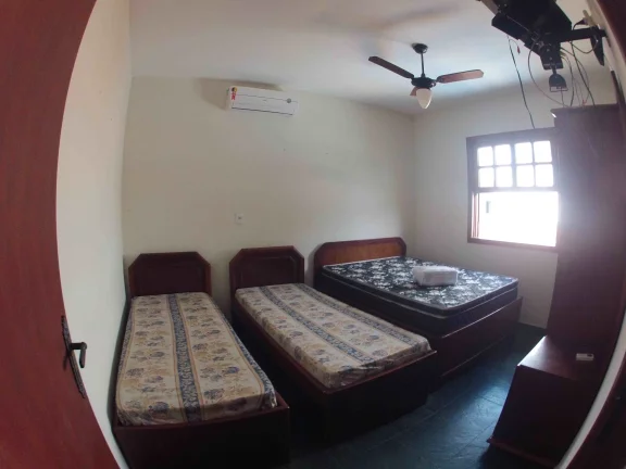 Imagem Casa com piscina na praia Grande para 20 pessoas a 1 quarteirão da praia oportunidade