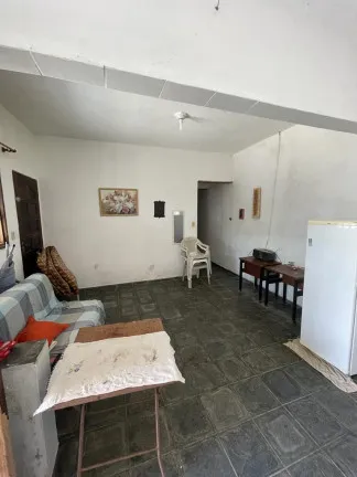 Imagem Casa com 2 Quartos à Venda, 50 m² em Jd. Palmeiras - Itanhaém