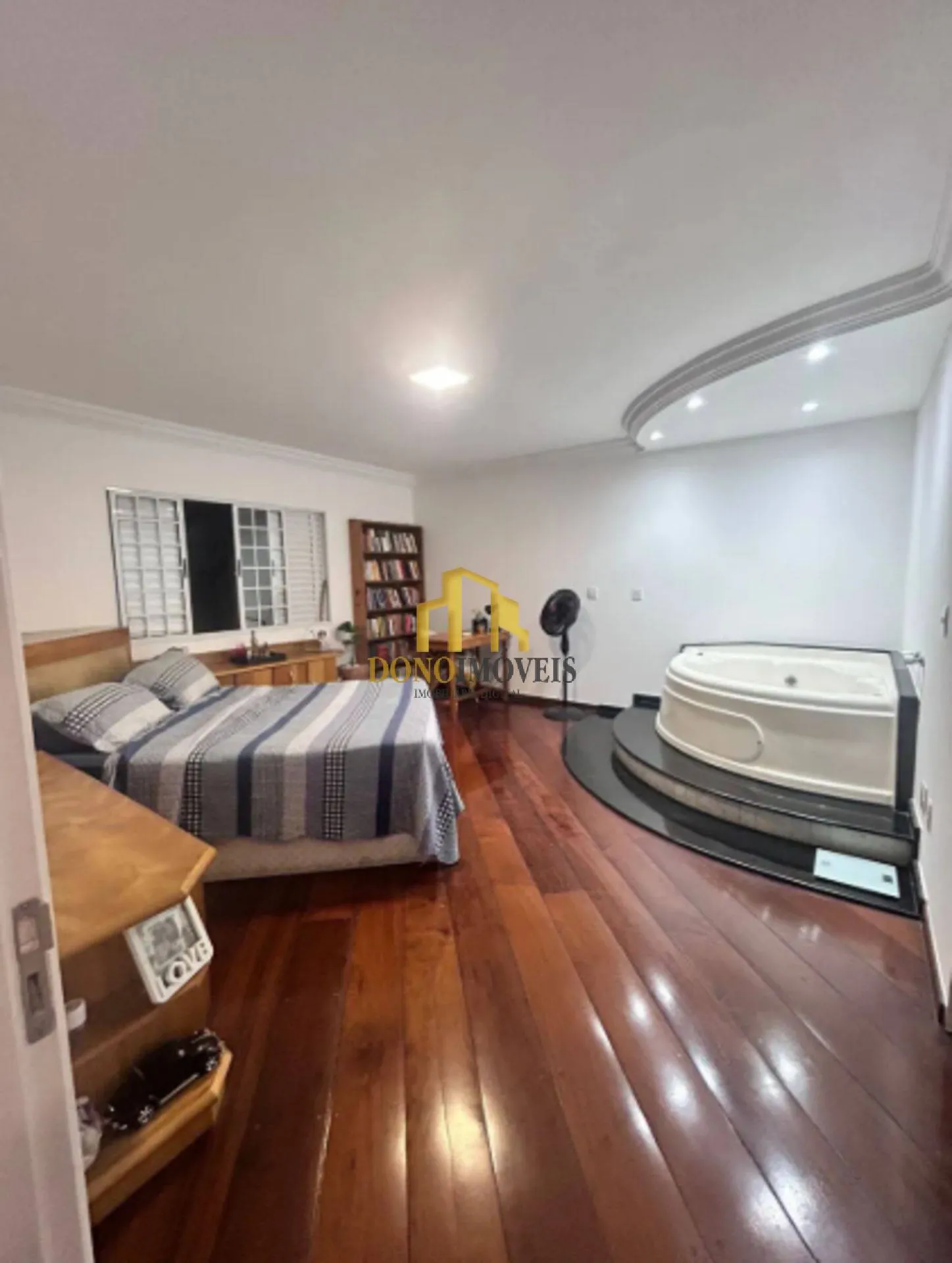 Imagem Casa 200m² com piscina, Bairro Vila Marchi, SBC