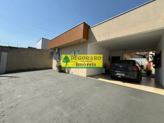 Imagem Ótima Casa à Venda na Martim de Sá em Caraguatatuba-SP - 3 quartos, 1 suite, 2 salas, 3 banheiros, 2 vagas, 102m²!