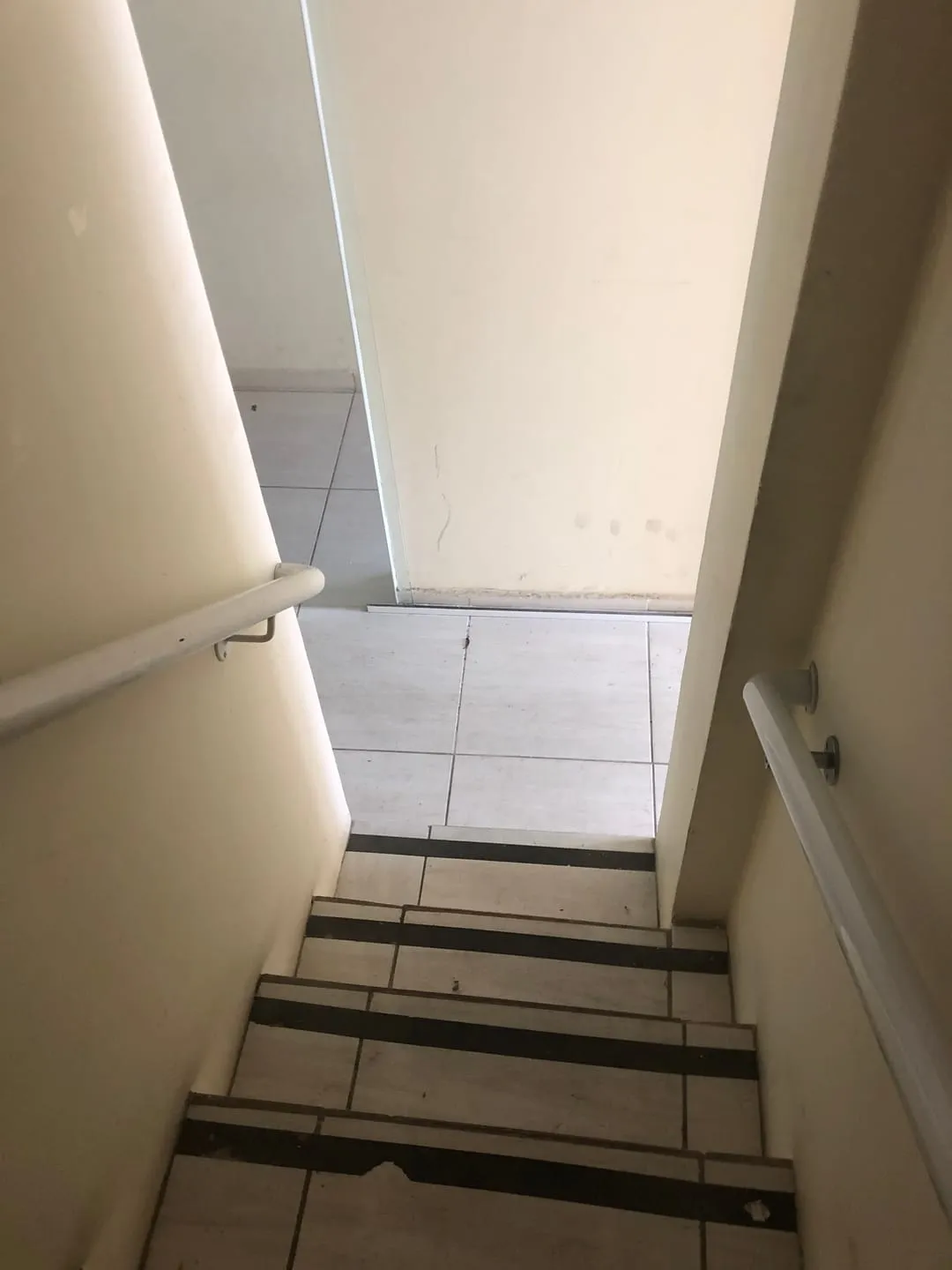 Imagem Comercial à venda e locação 300M², Centro, Pindamonhangaba - SP