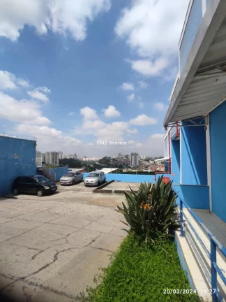 Imagem Galpão Comercial para Locação em Barueri-SP, Chácaras Marco: 2 banheiros, 4 vagas, 690m² de área!