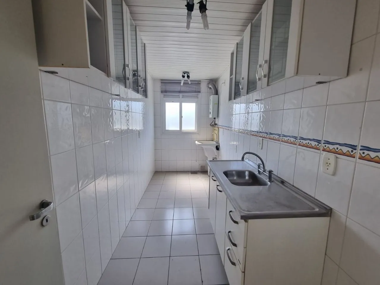Imagem Apt 2 Dormitórios Com Sacada Bairro Cavalhada